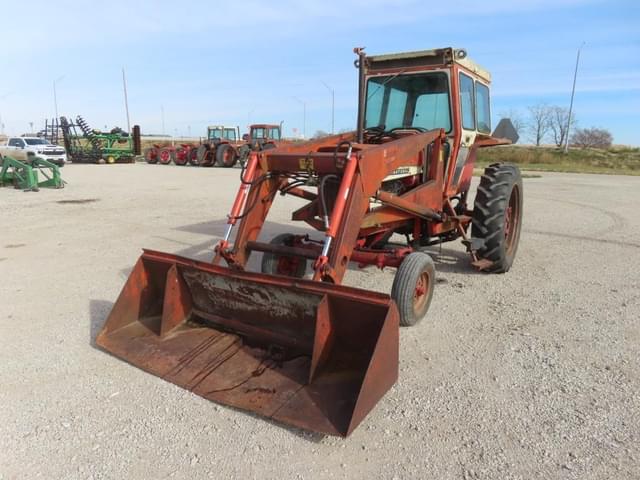 Image of International Harvester 656 equipment image 1
