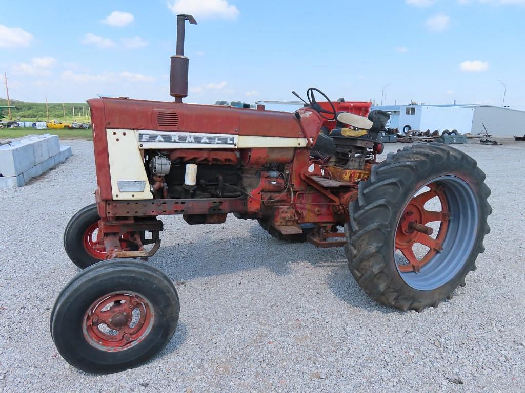 Image of International Harvester 656 Primary image