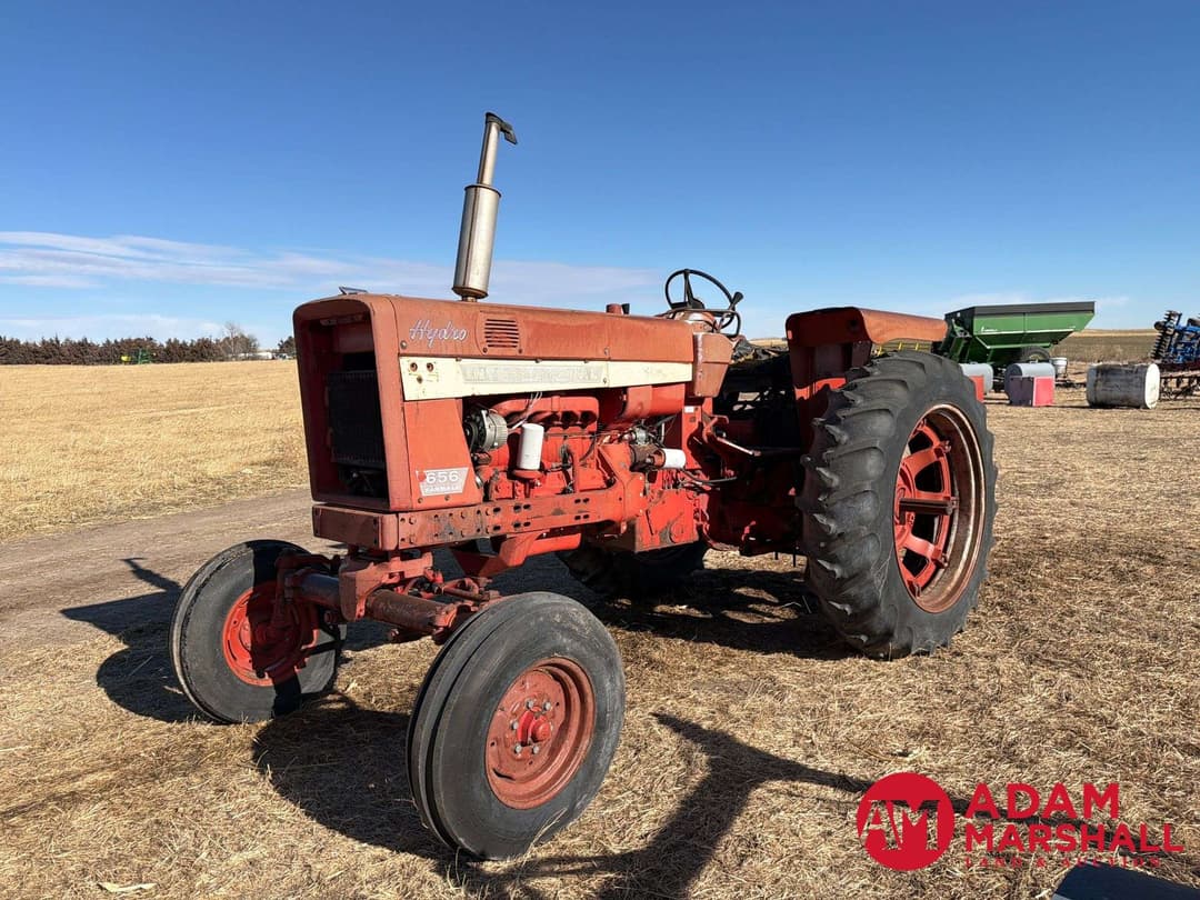 Image of International Harvester 656 Primary image