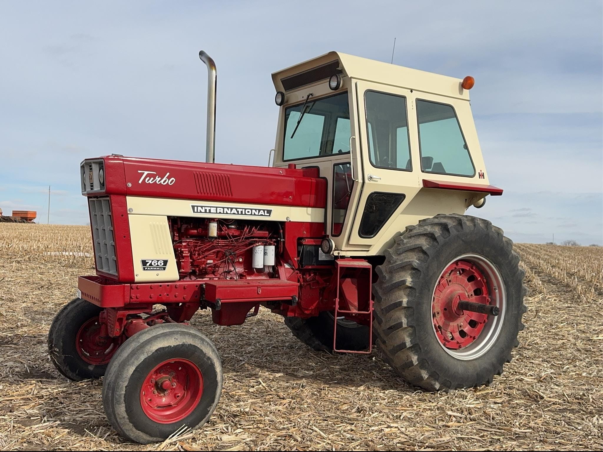 1973 International Harvester 766 Equipment Image0