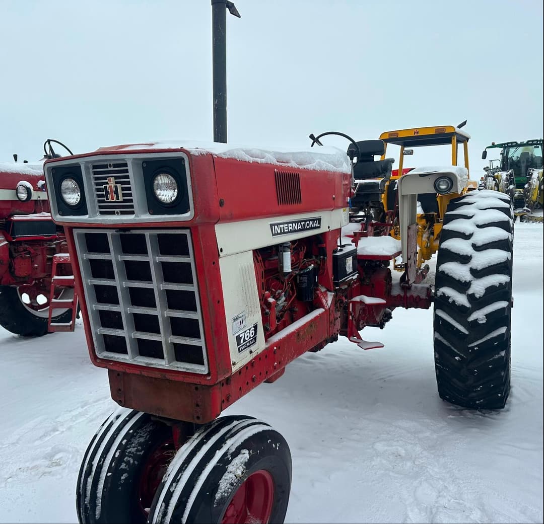 Image of International Harvester 766 Primary image
