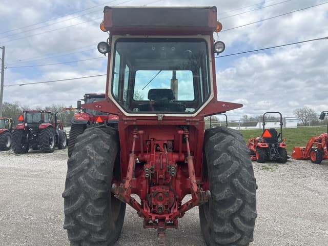 Image of International Harvester 766 equipment image 3