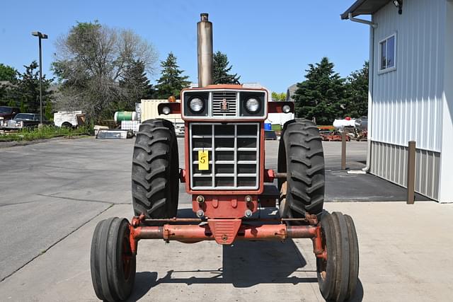Image of International Harvester 766 equipment image 3