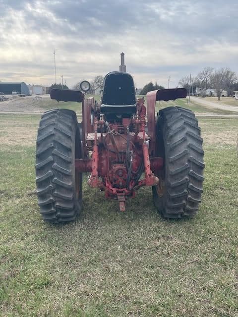 Image of International Harvester 856 equipment image 3