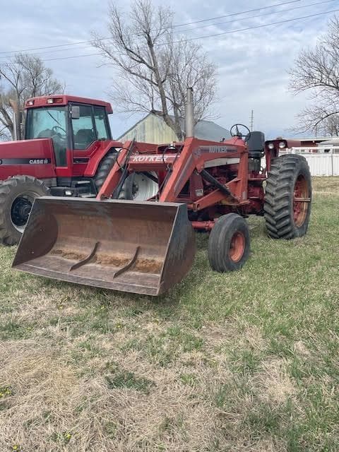 Image of International Harvester 856 equipment image 2