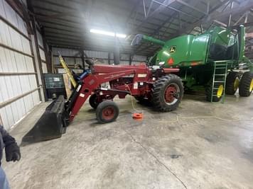 Main image International Harvester 966