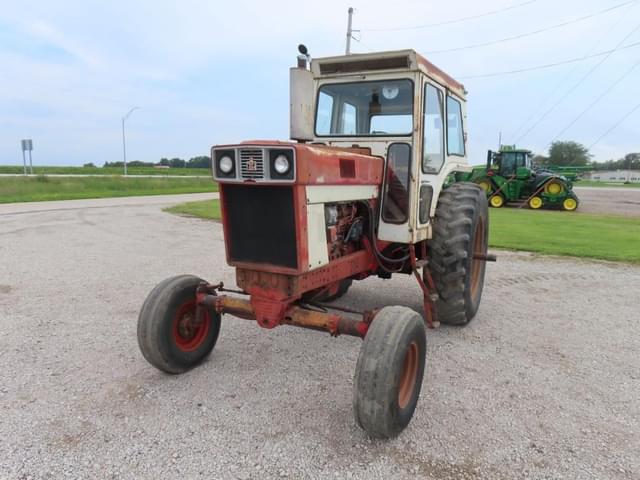 Image of International Harvester 966 equipment image 1