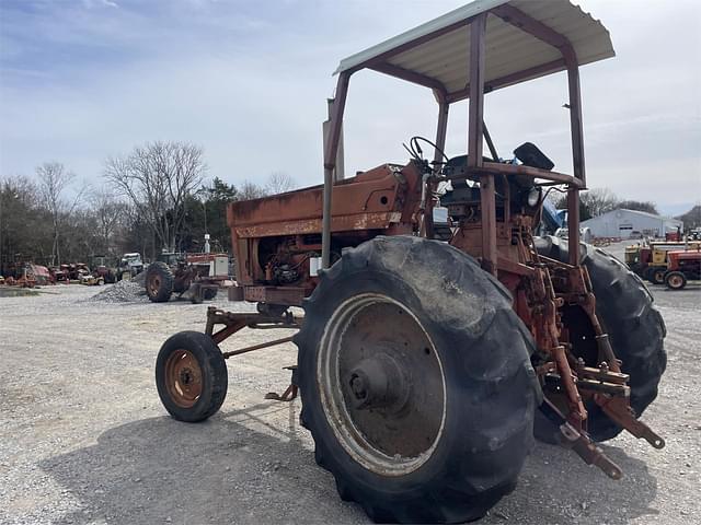 Image of International Harvester 966 equipment image 4