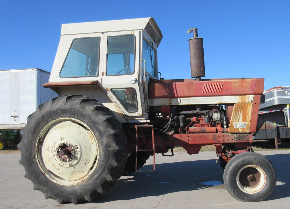 Main image International Harvester 766