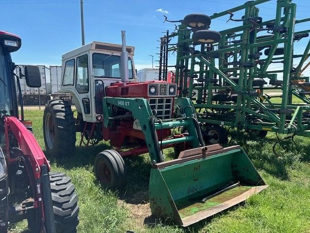 Image of International Harvester 766 equipment image 2