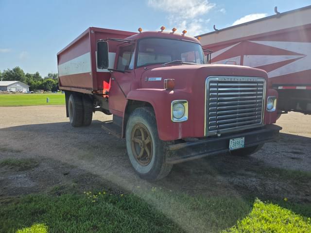 Image of International Loadstar 1600 equipment image 1