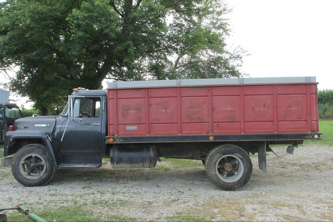 Image of International Loadstar 1600 Primary image