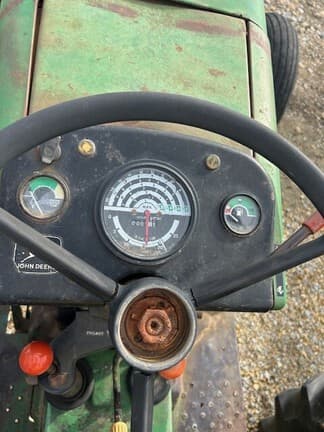 Image of John Deere 2030 equipment image 4