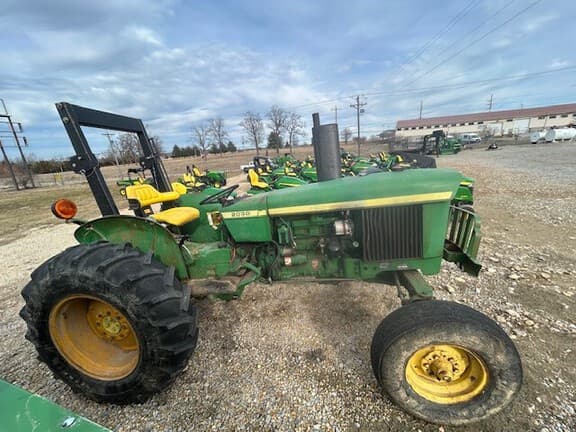 Image of John Deere 2030 equipment image 1