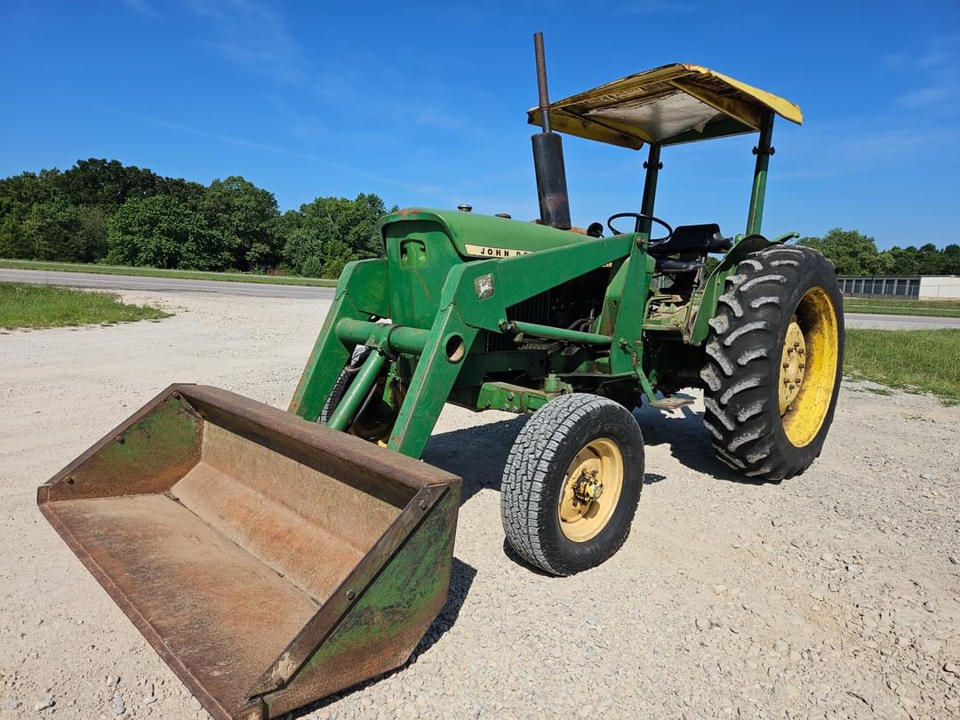 Image of John Deere 2130 Primary image