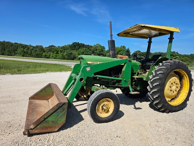 Image of John Deere 2130 equipment image 2