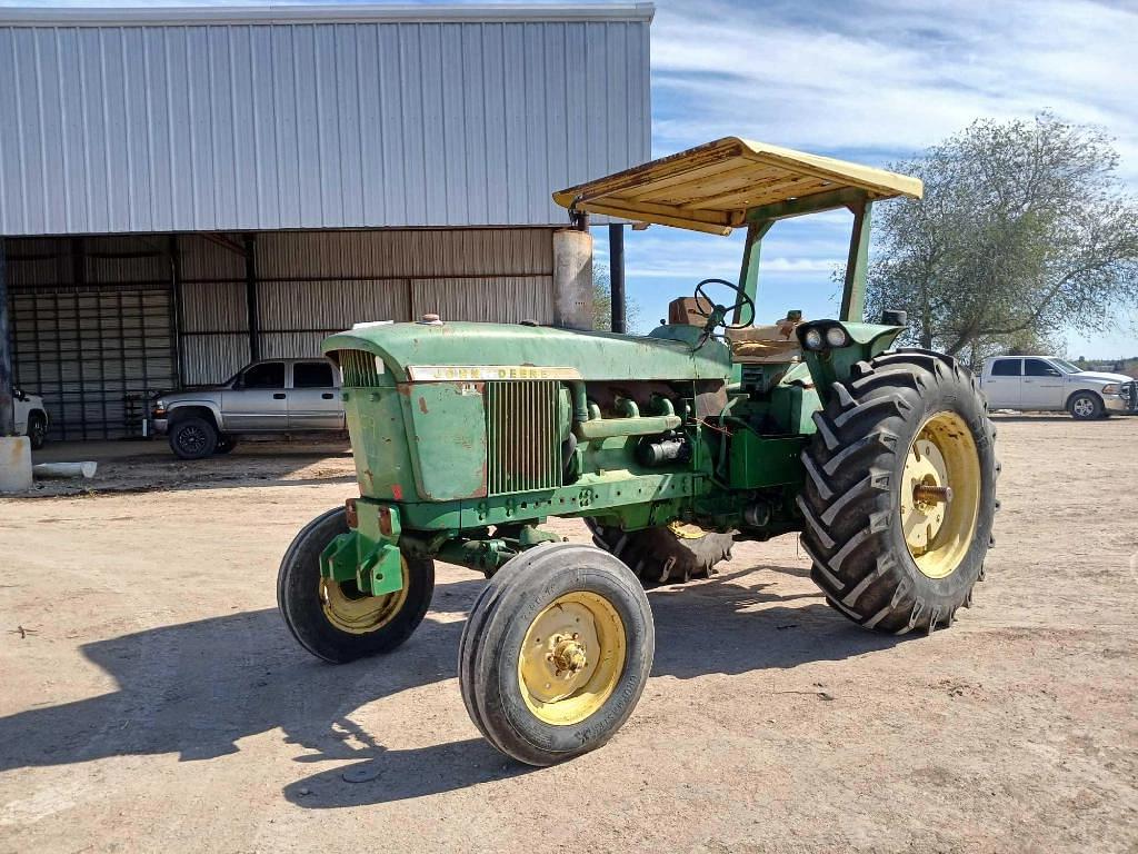 Image of John Deere 4020 Primary image