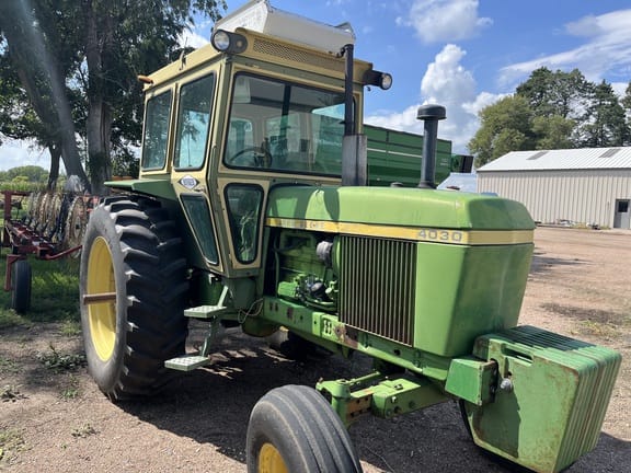 Main image John Deere 4030