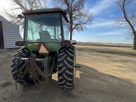 Image of John Deere 4030 equipment image 4