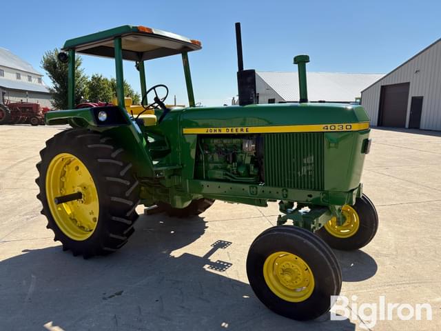 Image of John Deere 4030 equipment image 2