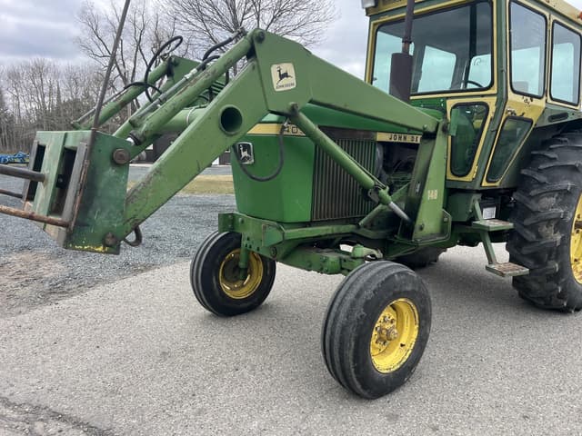 Image of John Deere 4030 equipment image 2