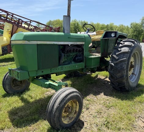 1973 John Deere 4030 Equipment Image0