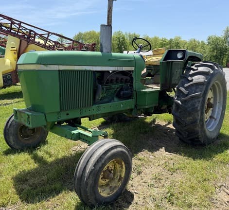 Image of John Deere 4030 Primary image
