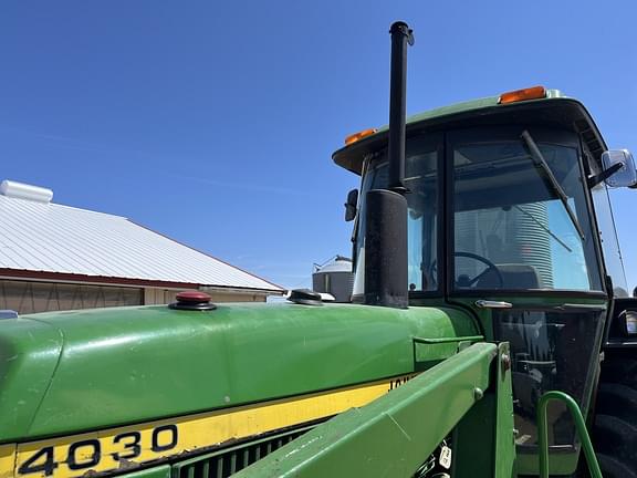 Image of John Deere 4030 equipment image 3