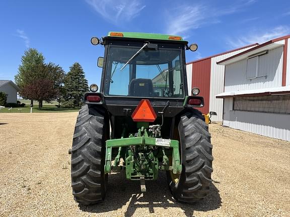 Image of John Deere 4030 equipment image 2