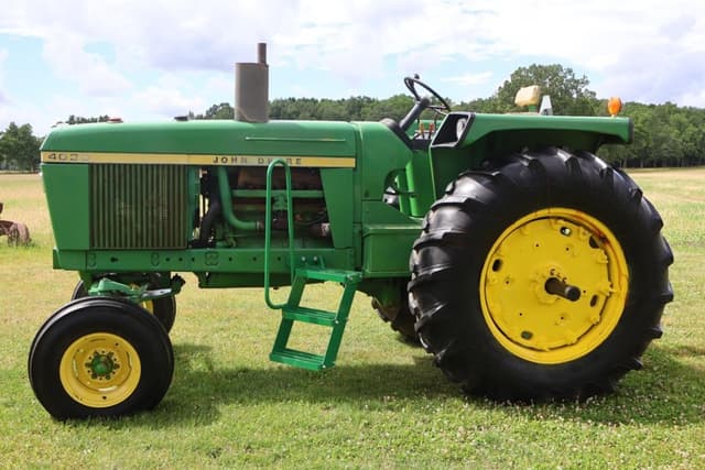 Image of John Deere 4030 equipment image 4
