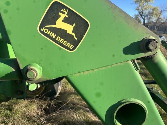 Image of John Deere 4230 equipment image 2