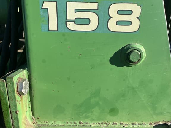 Image of John Deere 4230 equipment image 4