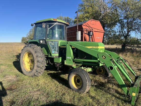 1973 John Deere 4230 Equipment Image0