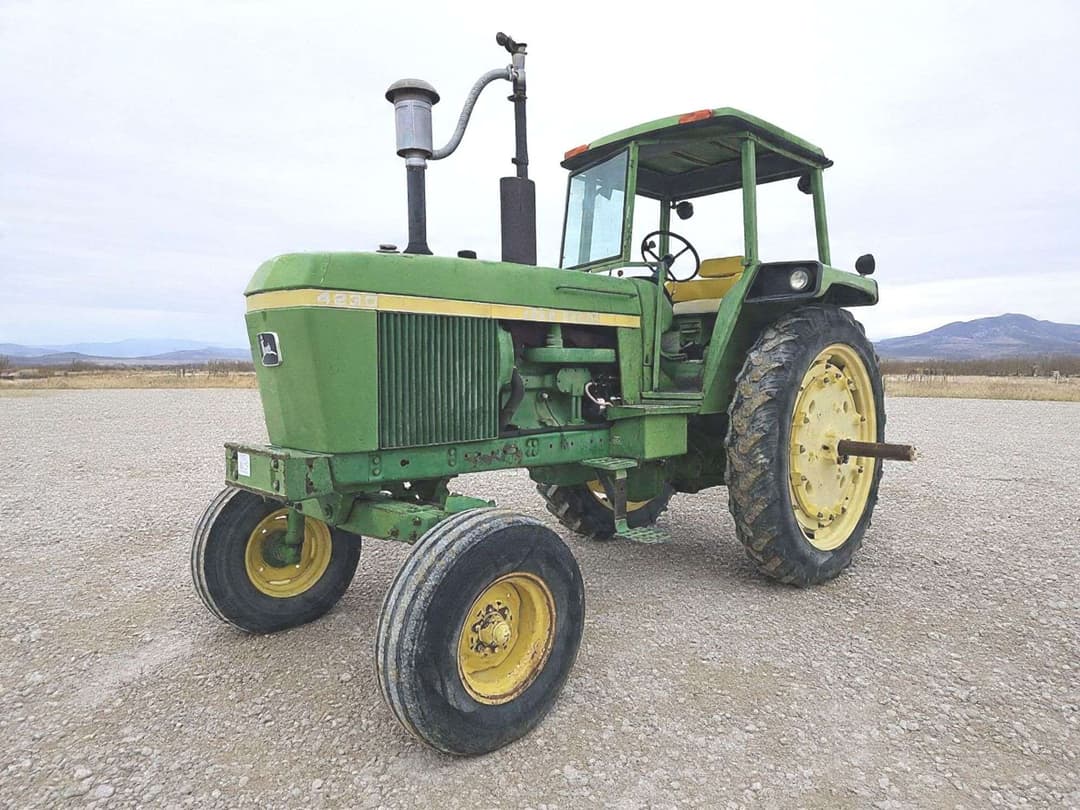 Image of John Deere 4230 Primary image