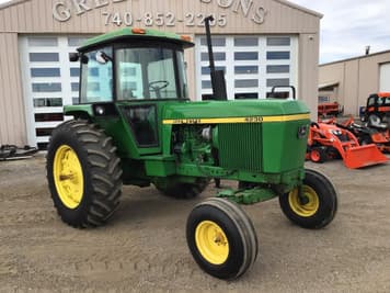 Main image John Deere 4230
