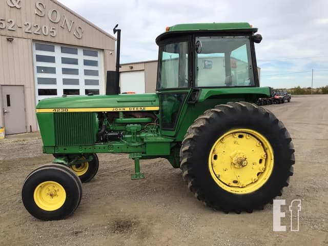 Image of John Deere 4230 equipment image 3