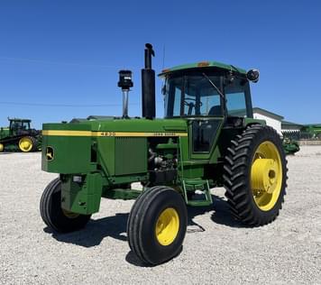 Main image John Deere 4230