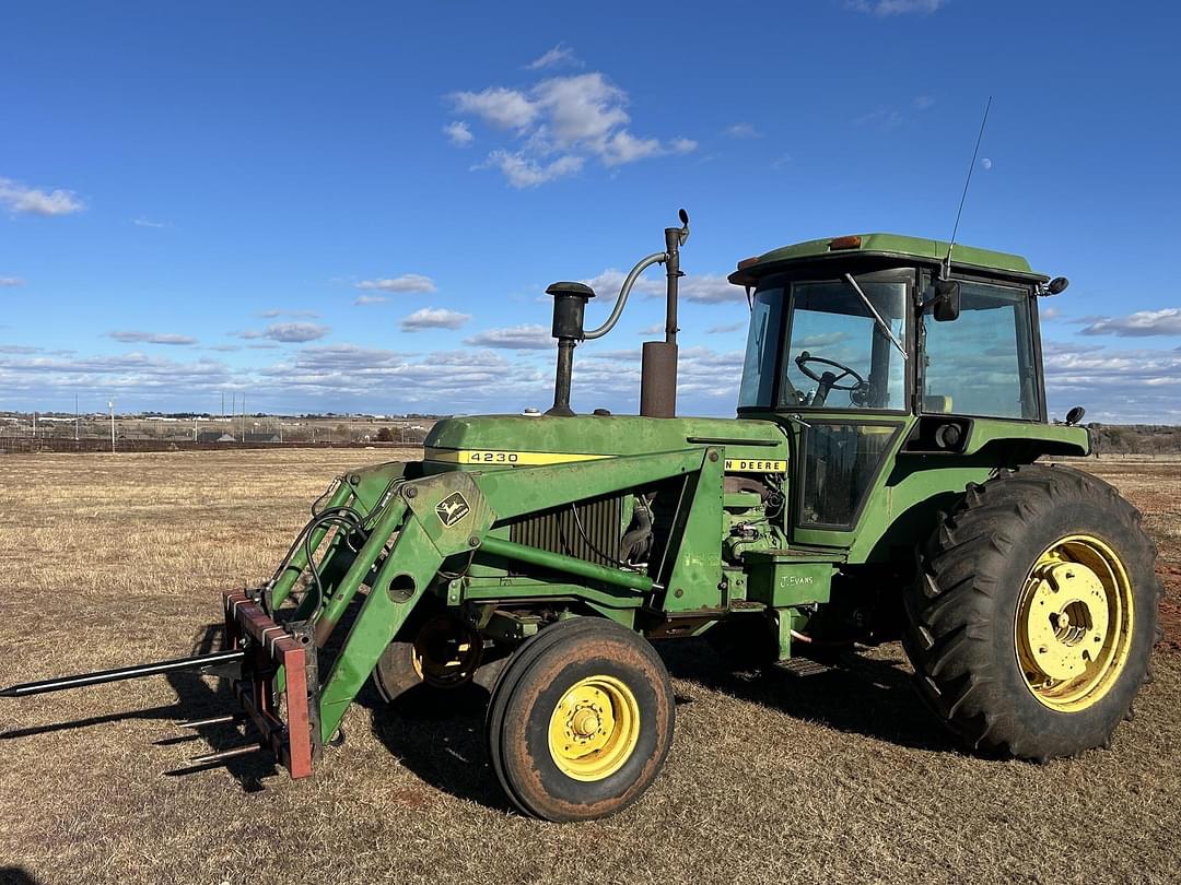 Image of John Deere 4230 Primary image