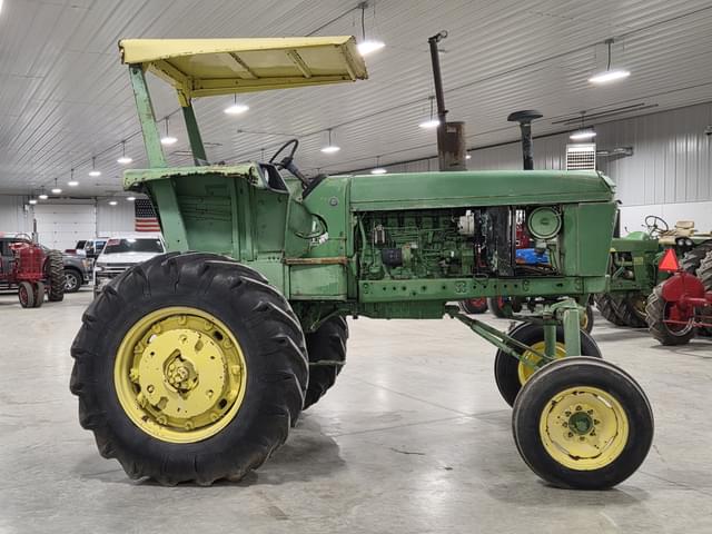 Image of John Deere 4230 equipment image 3