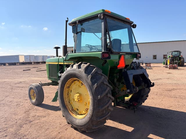 Image of John Deere 4230 equipment image 3