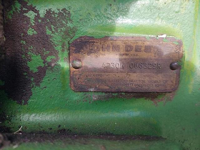 Image of John Deere 4230 equipment image 4