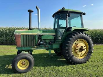 Main image John Deere 4430