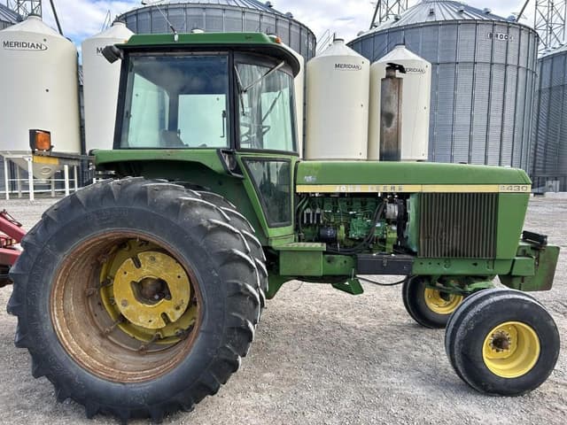 Image of John Deere 4430 equipment image 3