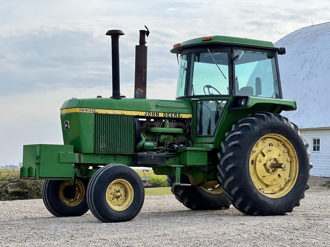 Image of John Deere 4430 Primary image