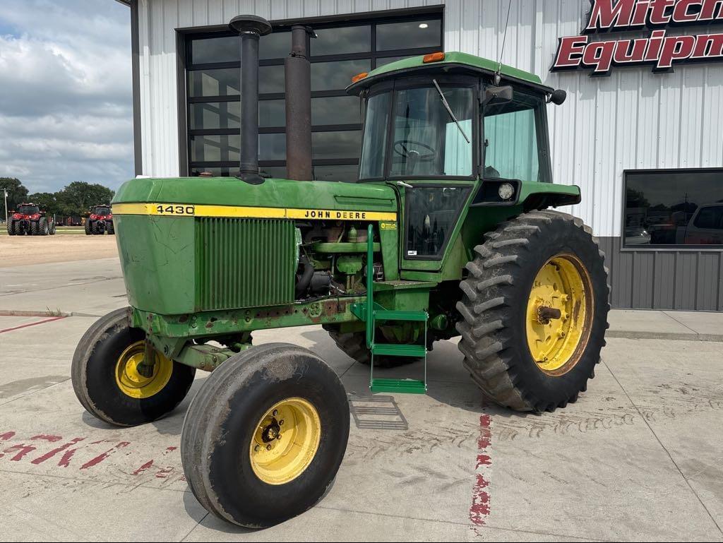Image of John Deere 4430 Primary image