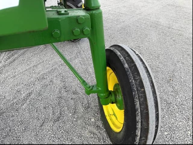Image of John Deere 4430 equipment image 3
