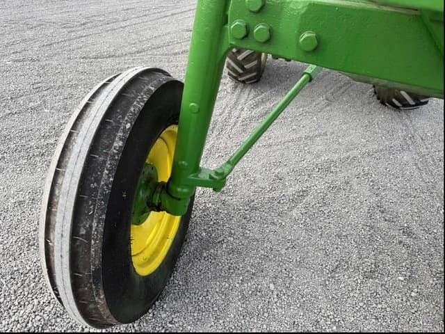 Image of John Deere 4430 equipment image 4