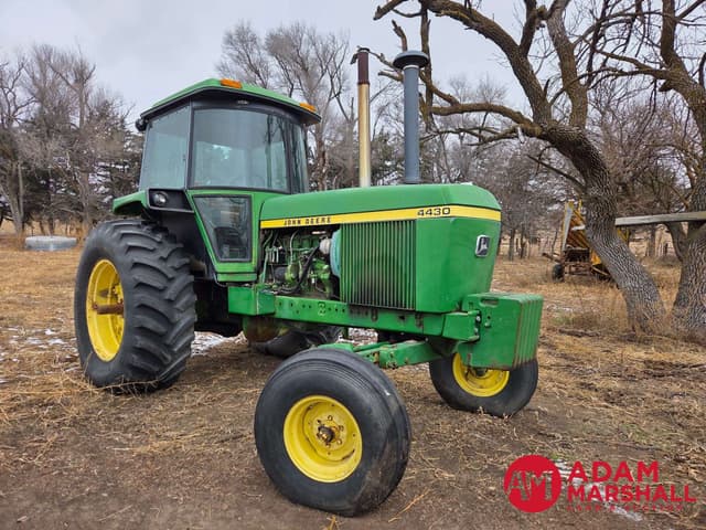 Image of John Deere 4430 equipment image 1