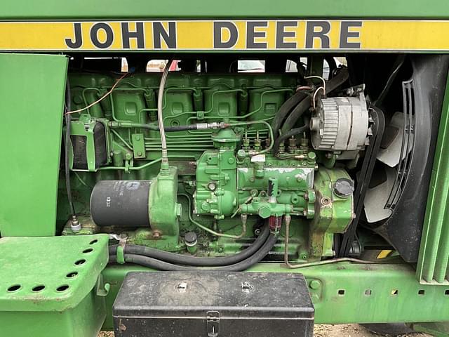 Image of John Deere 4430 equipment image 4