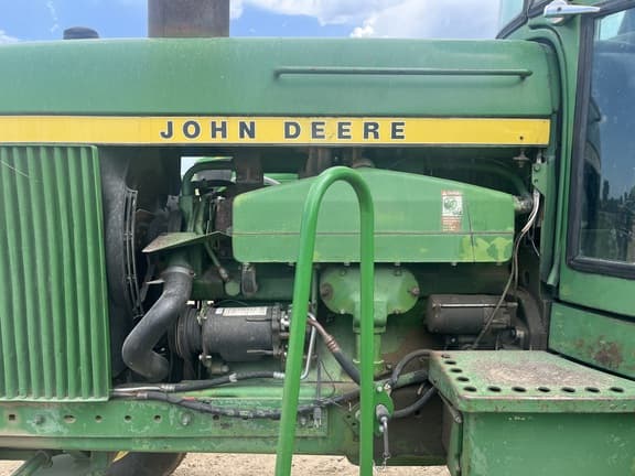 Image of John Deere 4630 equipment image 4